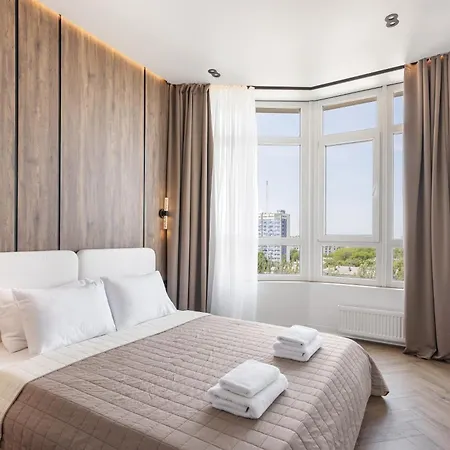 Sea Pearl French Boulevard *